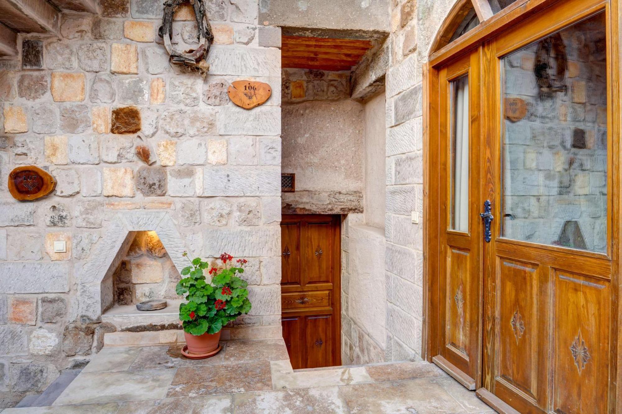 Vasil Cave Hotel أُتْشيسار المظهر الخارجي الصورة