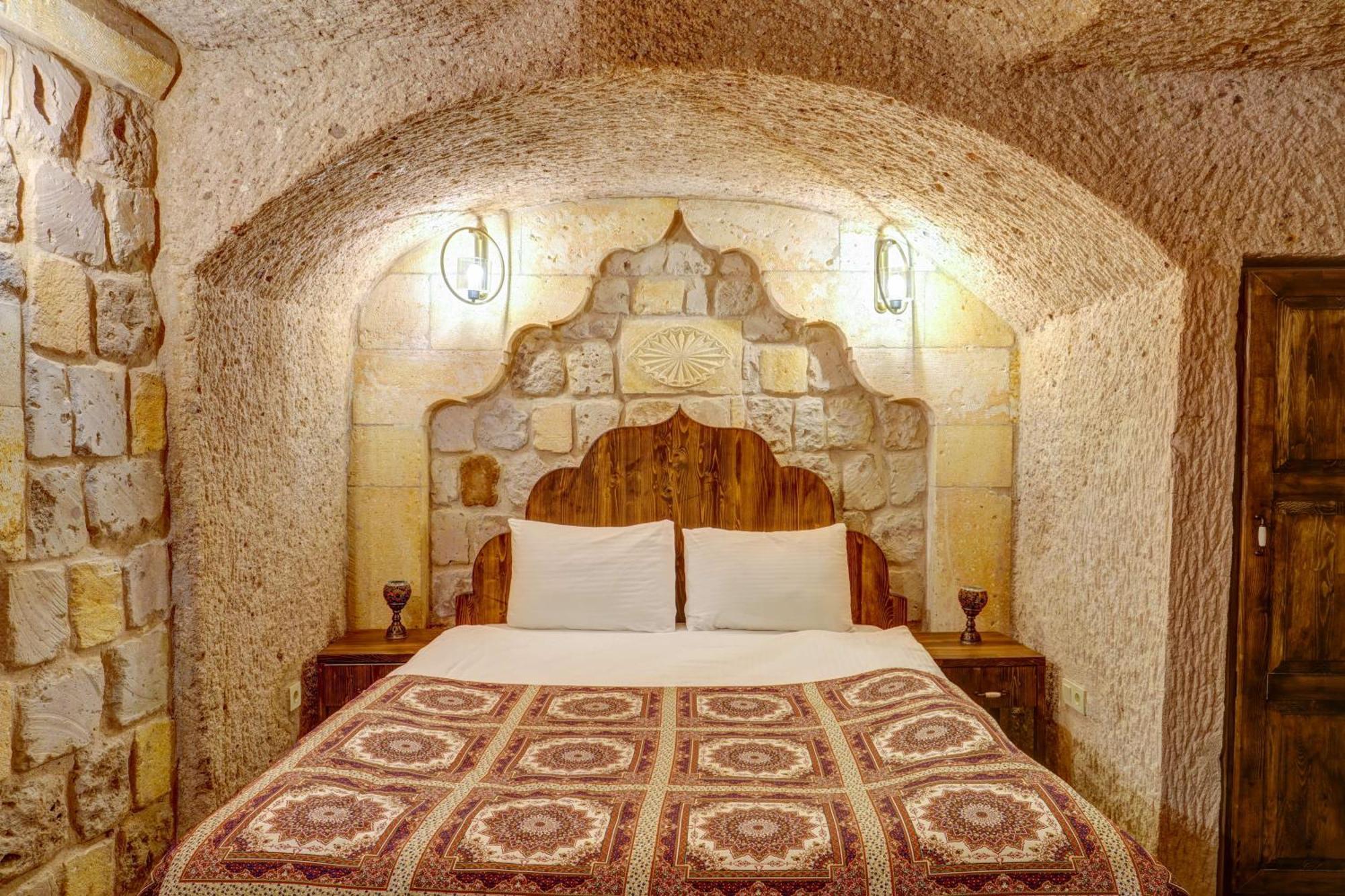 Vasil Cave Hotel أُتْشيسار الغرفة الصورة