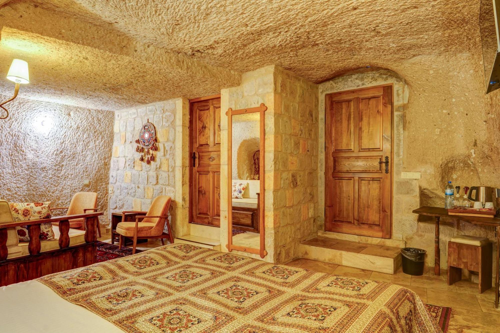 Vasil Cave Hotel أُتْشيسار الغرفة الصورة