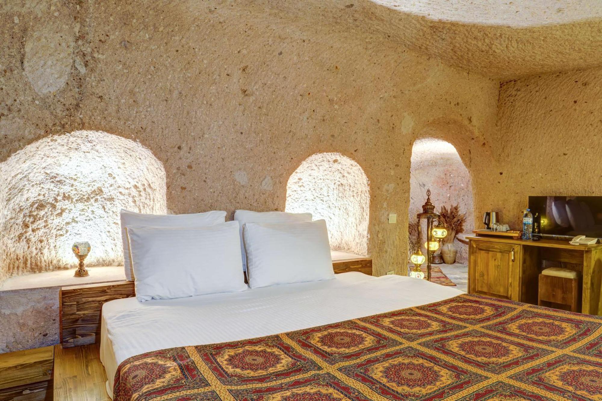 Vasil Cave Hotel أُتْشيسار الغرفة الصورة