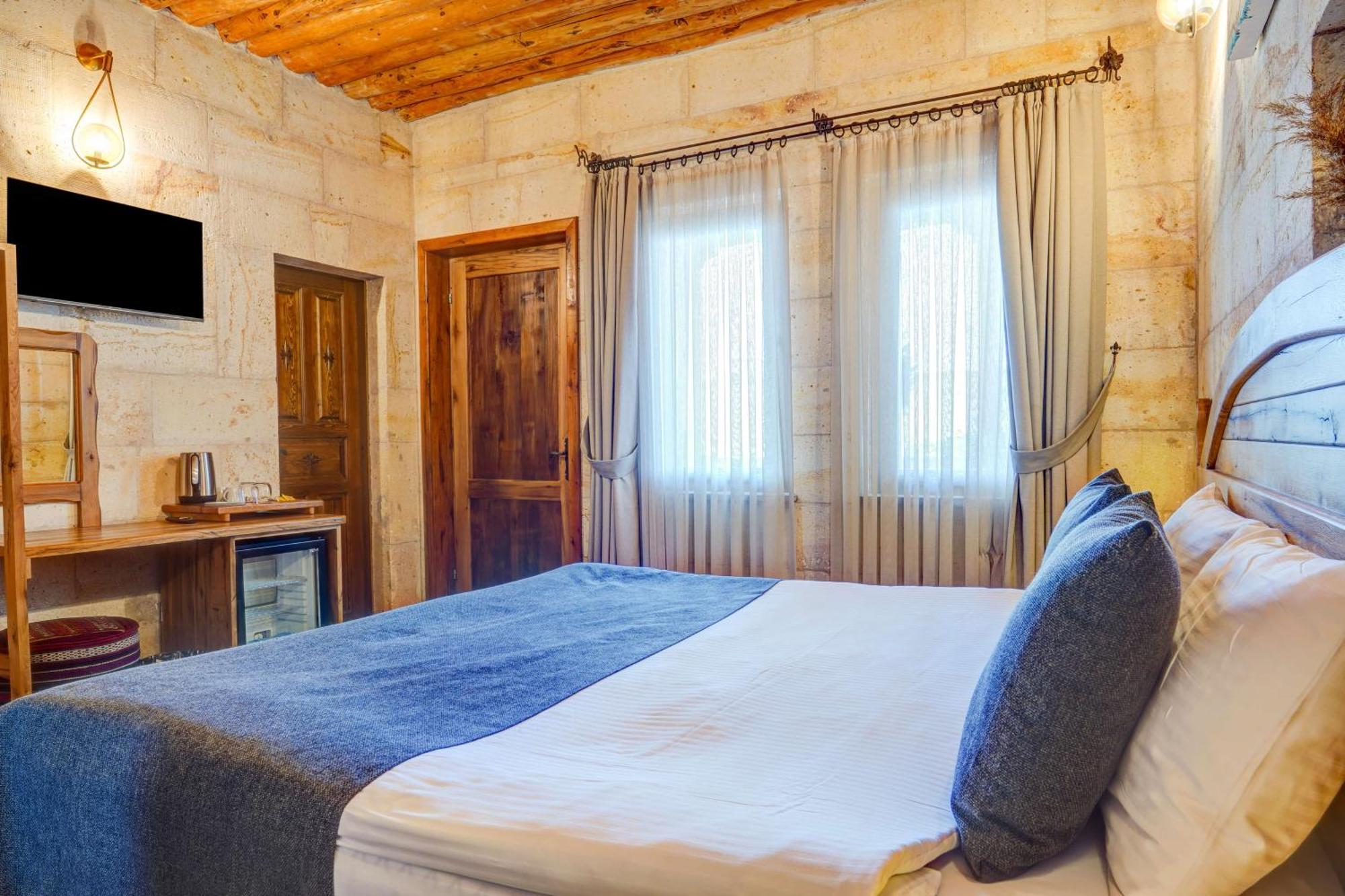 Vasil Cave Hotel أُتْشيسار الغرفة الصورة